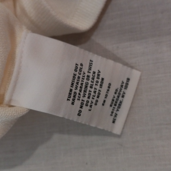 Pullover Sweater - Picture 9 of 11